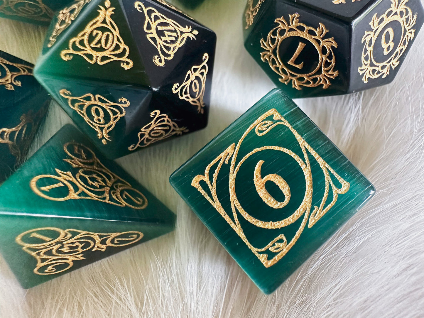 Aria of Silvanus || Jungle Green Cat's Eye Dice