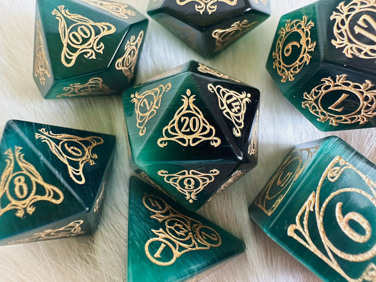 Aria of Silvanus || Jungle Green Cat's Eye Dice