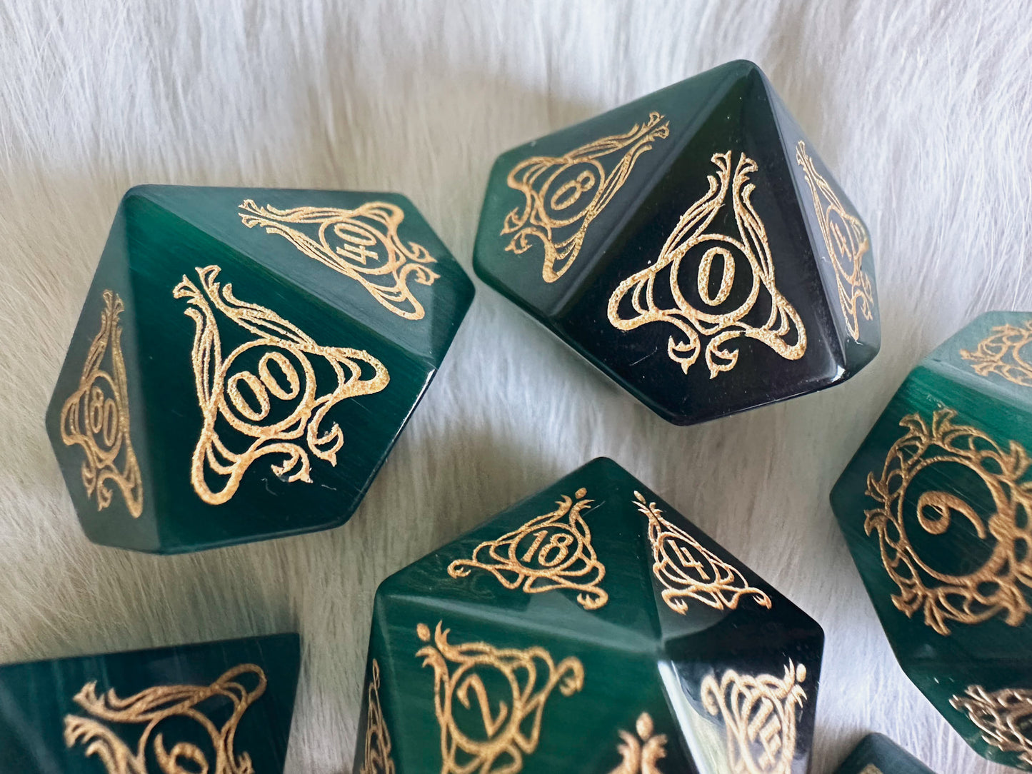 Aria of Silvanus || Jungle Green Cat's Eye Dice