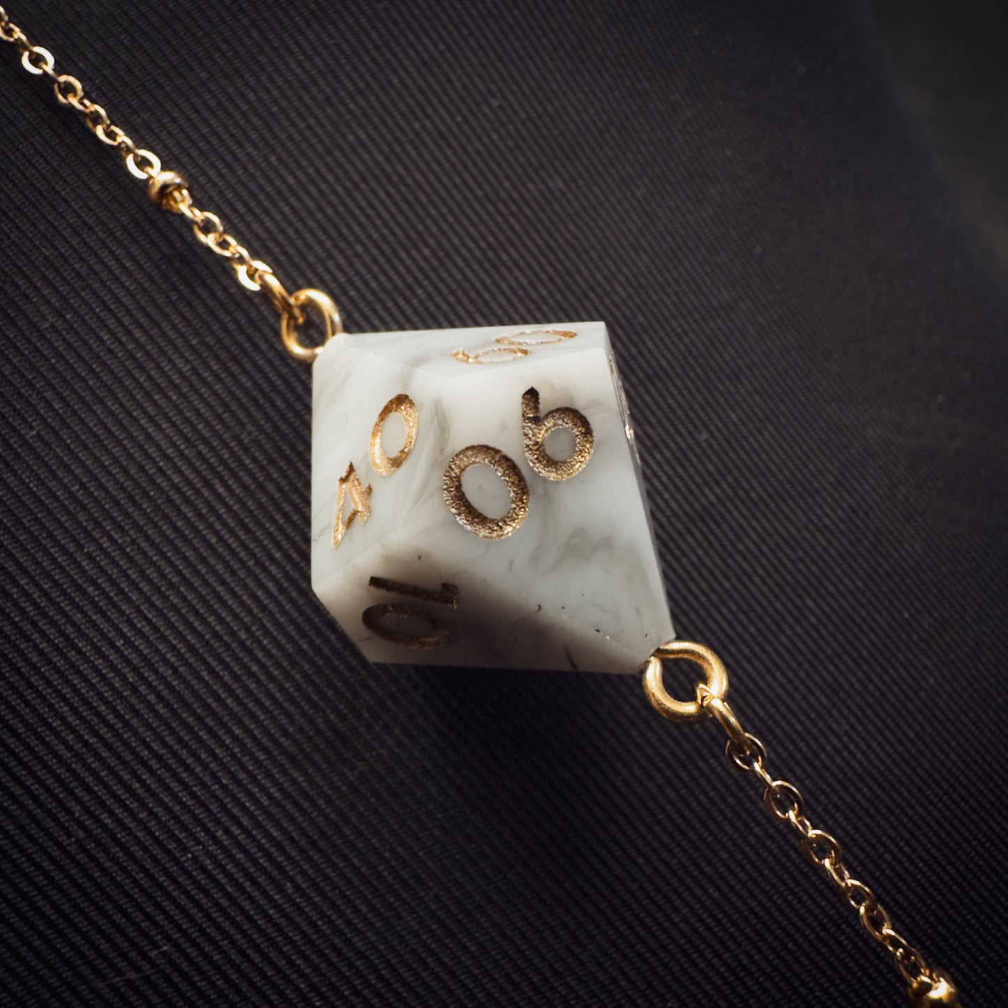 White Marbled D% // Gold Body Chain // 01
