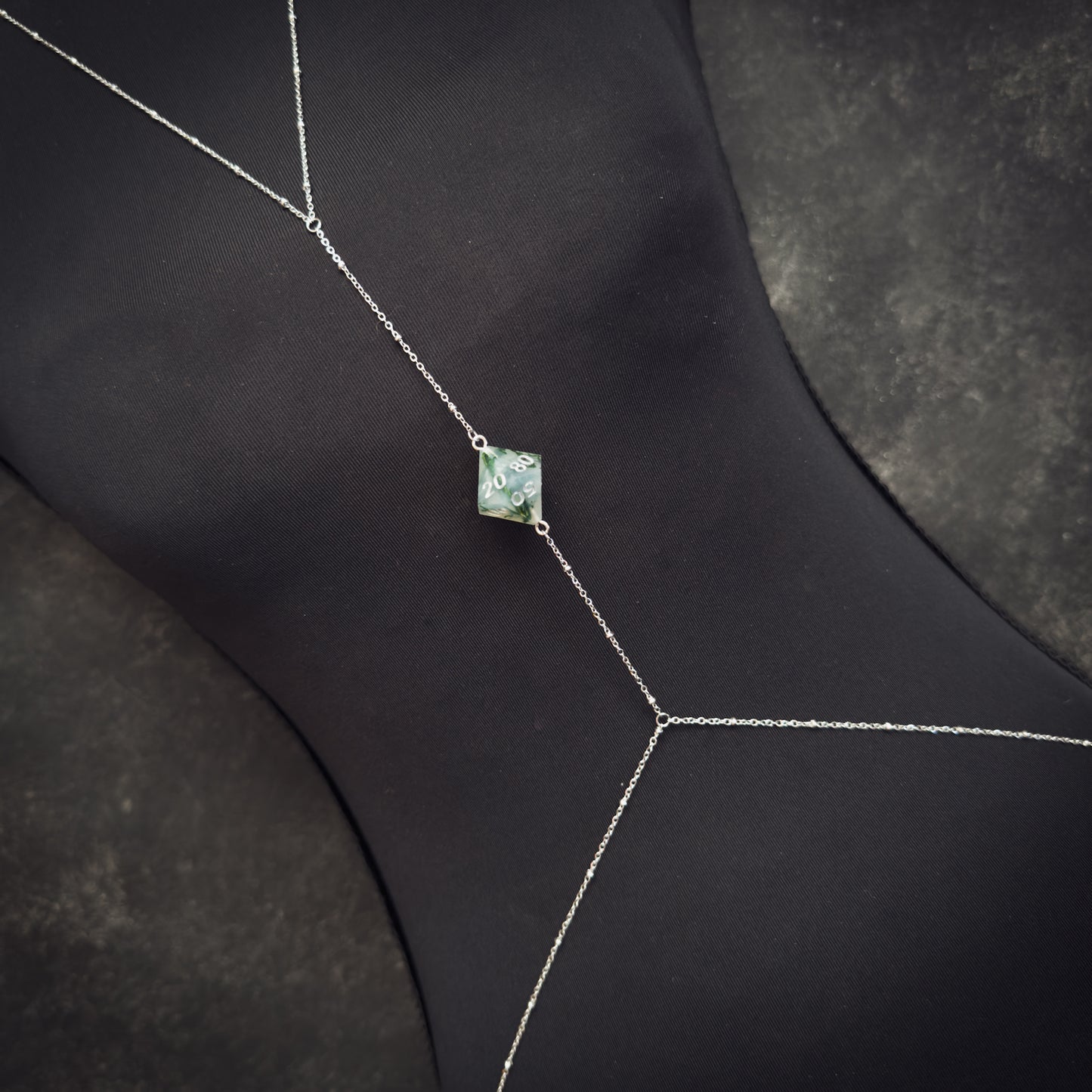 Mossy White D% // Silver Body Chain // 01