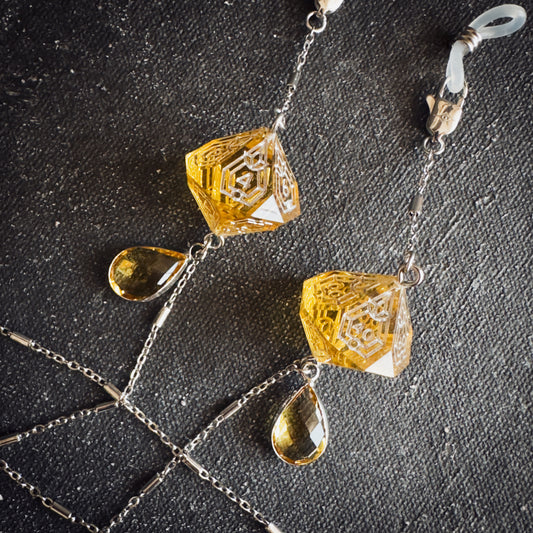 Amber Yellow D100 // Silver Glasses Chains // 01