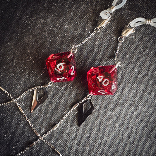 Red D100 // Silver Glasses Chains // 05