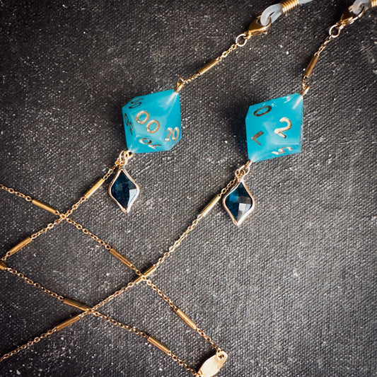 Turquoise D100 // Gold Glasses Chains // 03