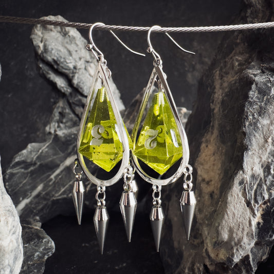 Peridot Green D4 // Silver Earrings // 02