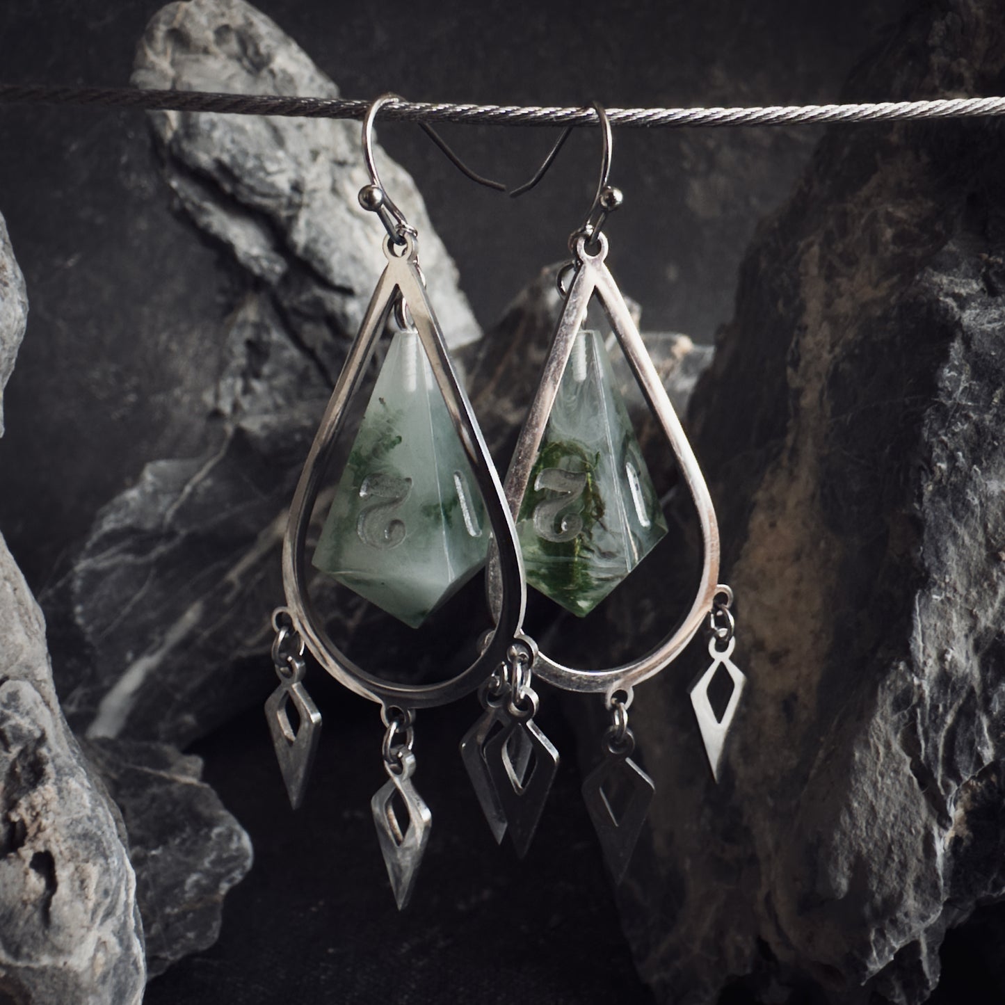 Mossy White D4 // Silver Earrings // 01