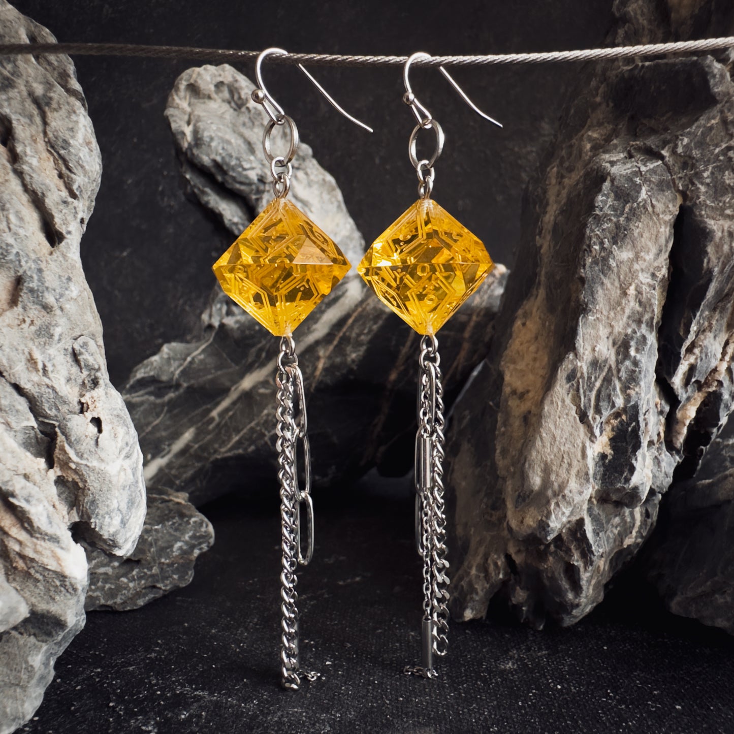 Amber Yellow D10 // Silver Earrings // 01