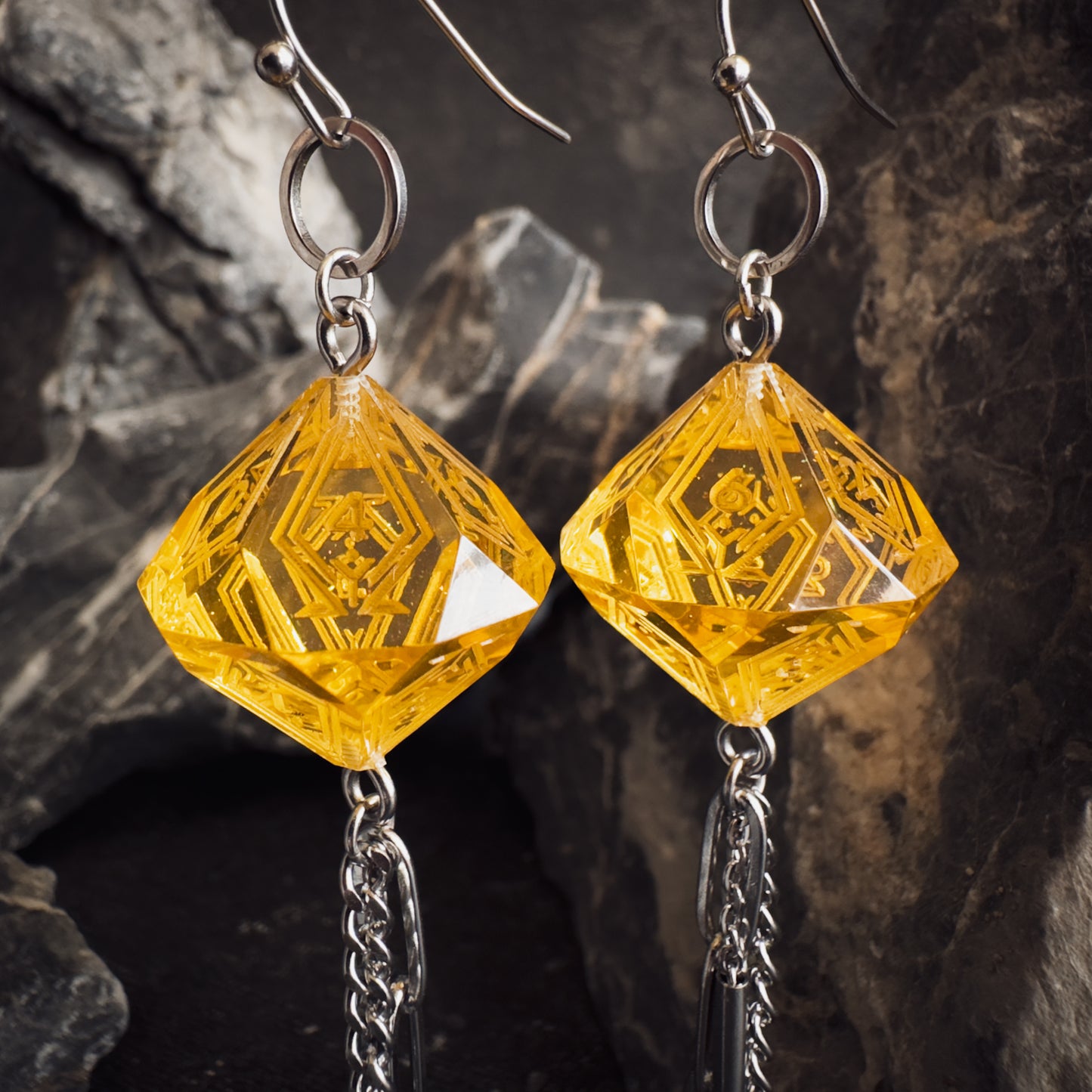 Amber Yellow D10 // Silver Earrings // 01