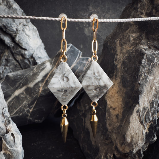 White Marbled D8 // Gold Earrings // 01