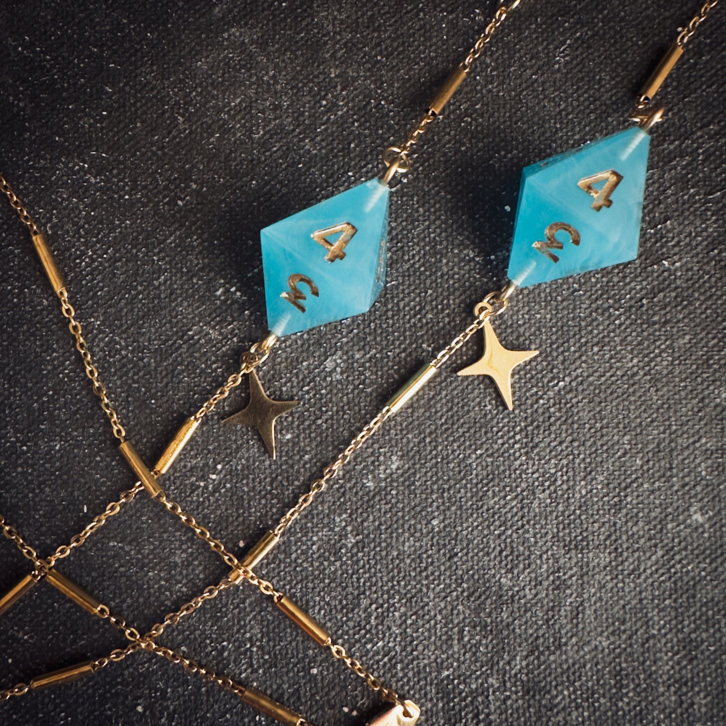 Turquoise D8 // Gold Glasses Chains // 01