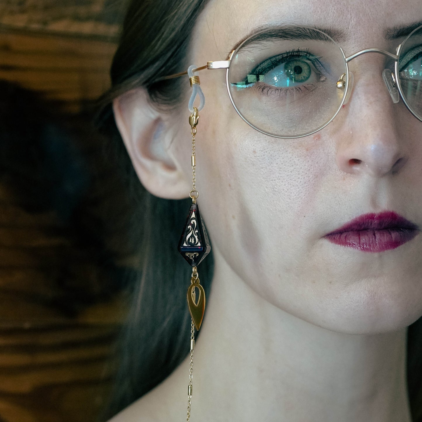 PREVIEW: Genevieve's Embers // Gen Con x Yaniir Glasses Chain
