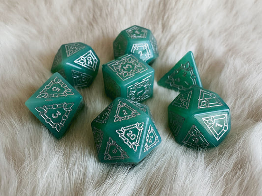 Reliquary of Mielikki || Pale Green Opalite Dice